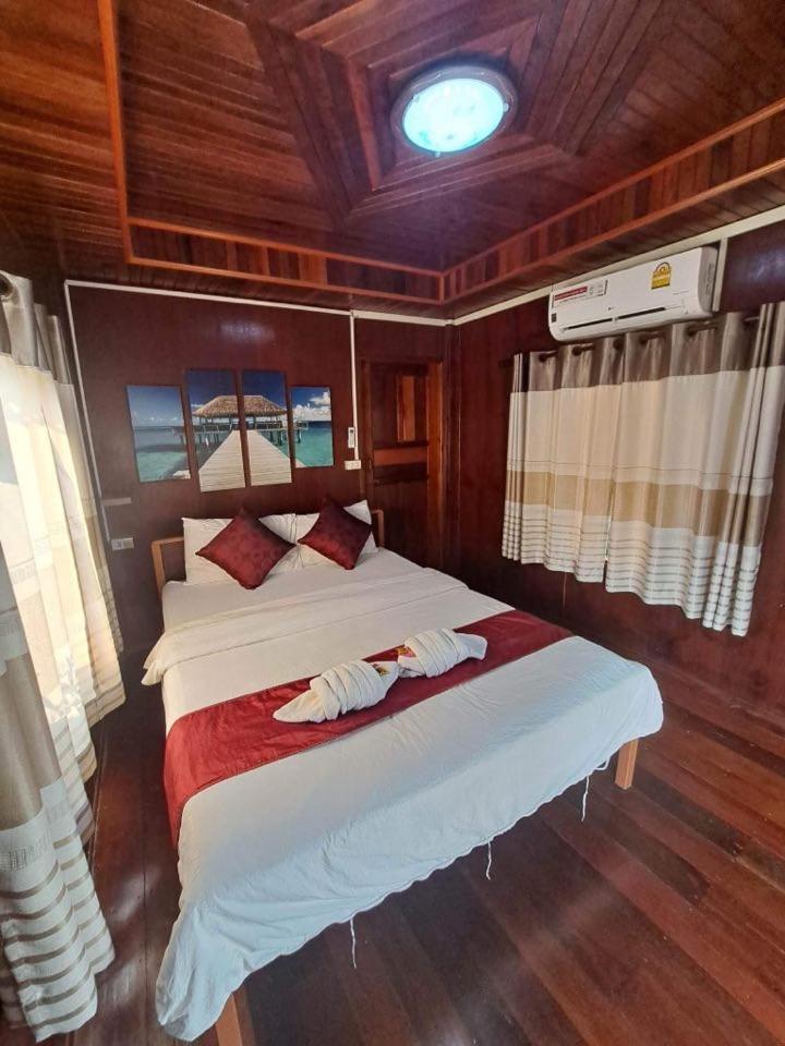 Chomduen Phu Kao Resort Non Sang Bilik gambar