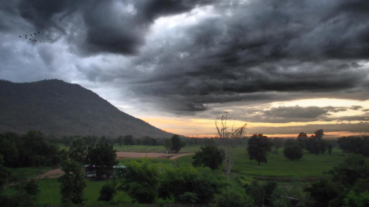 Chomduen Phu Kao Resort Non Sang Luaran gambar
